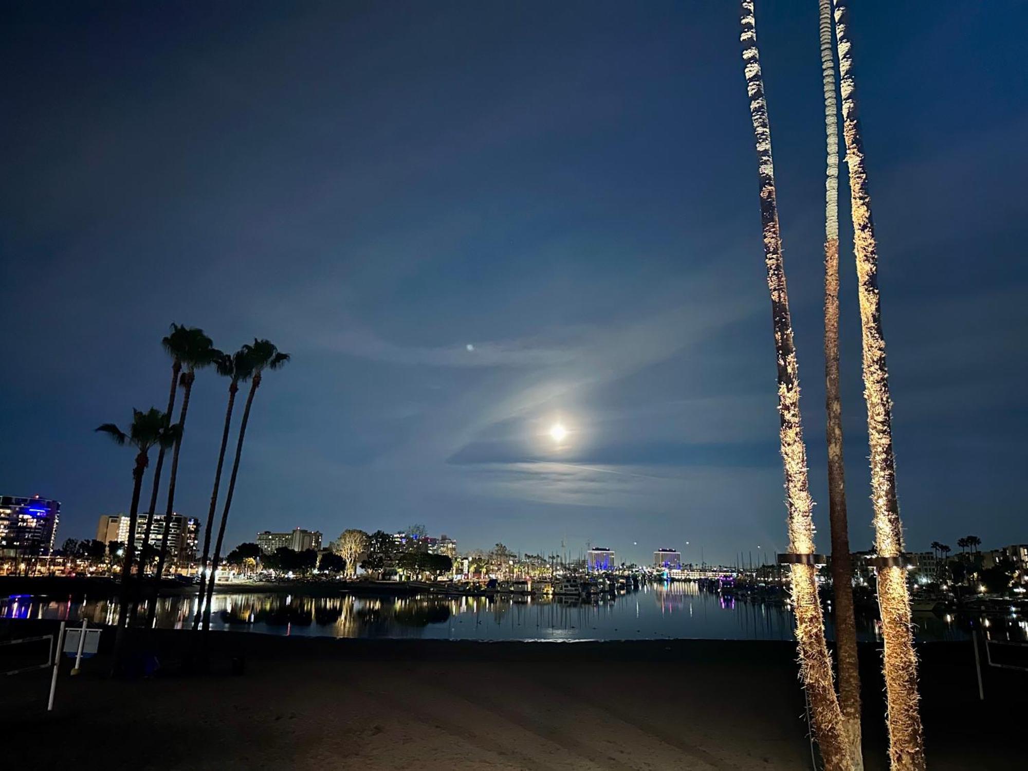 Foghorn Harbor Inn Marina del Rey Bagian luar foto