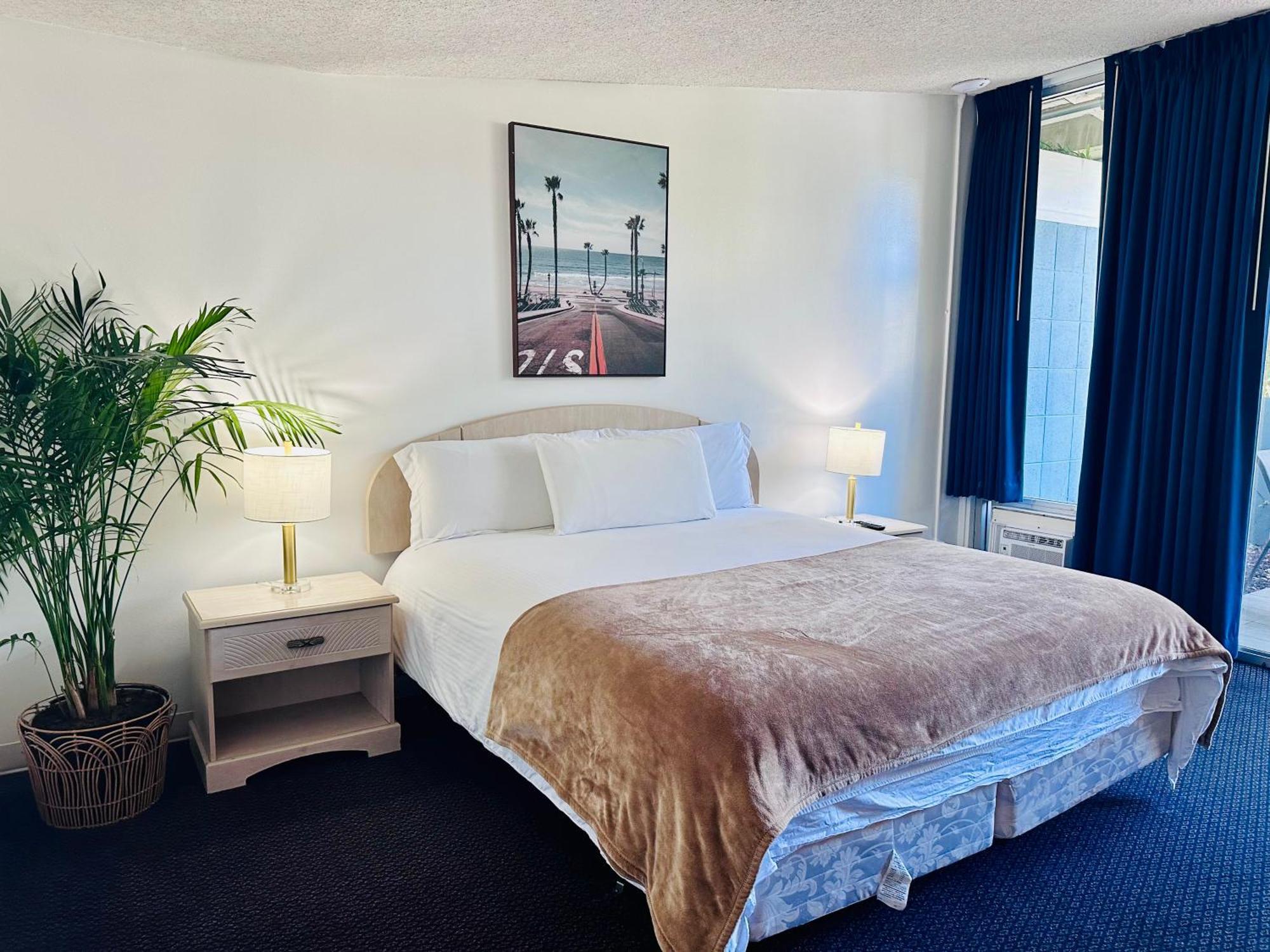 Foghorn Harbor Inn Marina del Rey Bagian luar foto